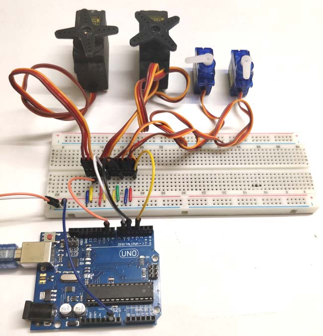 Controlling-Multiple-Servo-Motors-with-Arduino.jpg